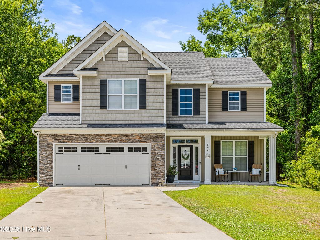 Photo of 804 Little Cardinal Court, Jacksonville, NC 28540 (MLS # 100575934)