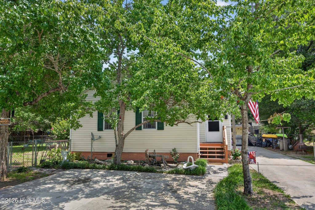 Photo of 2821 Penn Street, Wilmington, NC 28412 (MLS # 100587875)