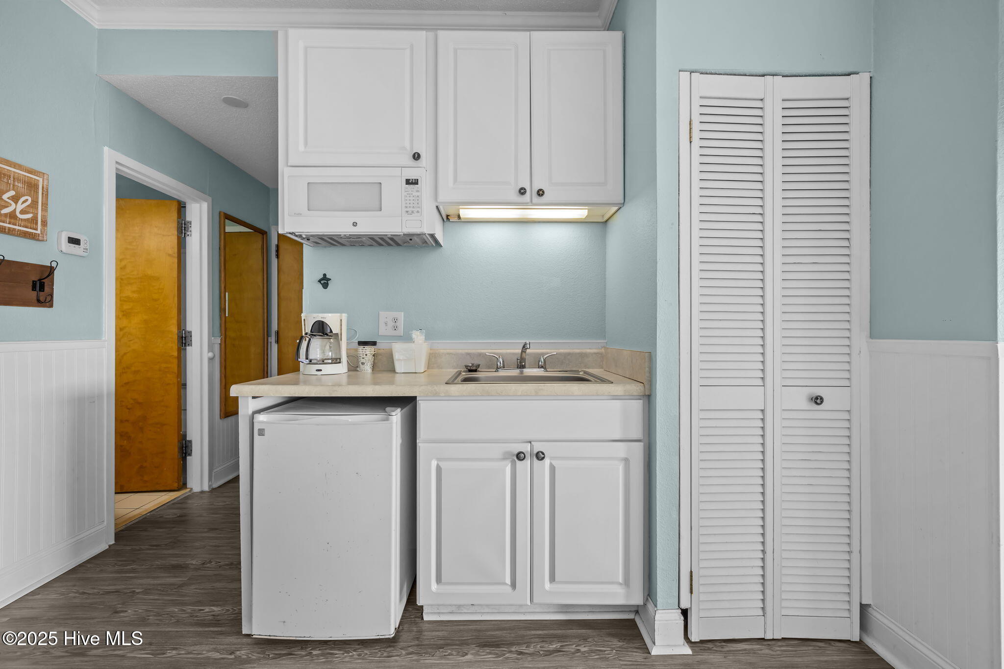 602 W Ft Macon Road 249