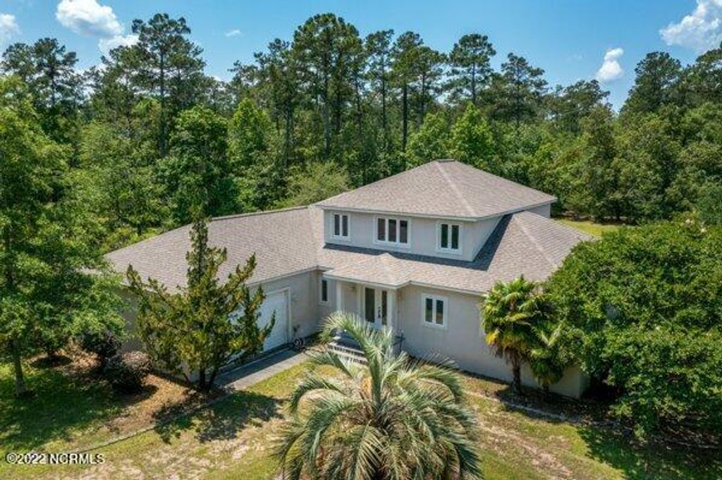 Photo of 301 Sandy Point Drive, Beaufort, NC 28516 (MLS # 100580663)