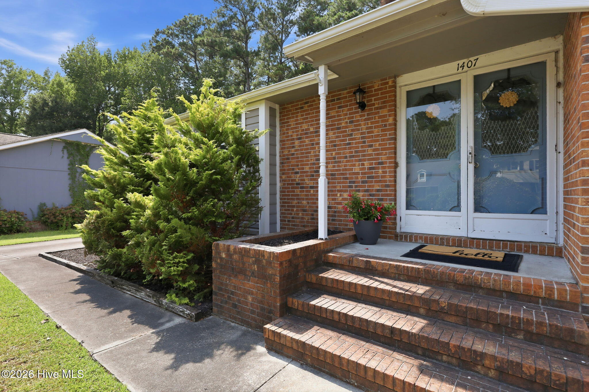 1407 Clifton Road