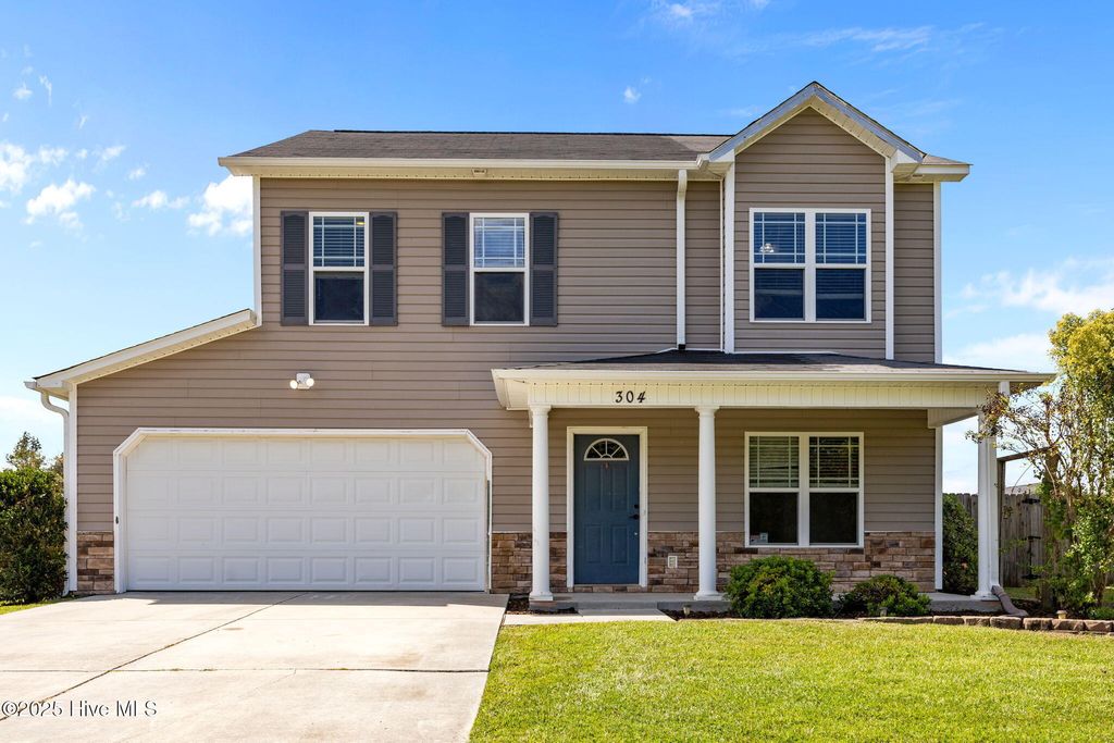 Photo of 304 Cabinwood Court, Richlands, NC 28574 (MLS # 100534899)