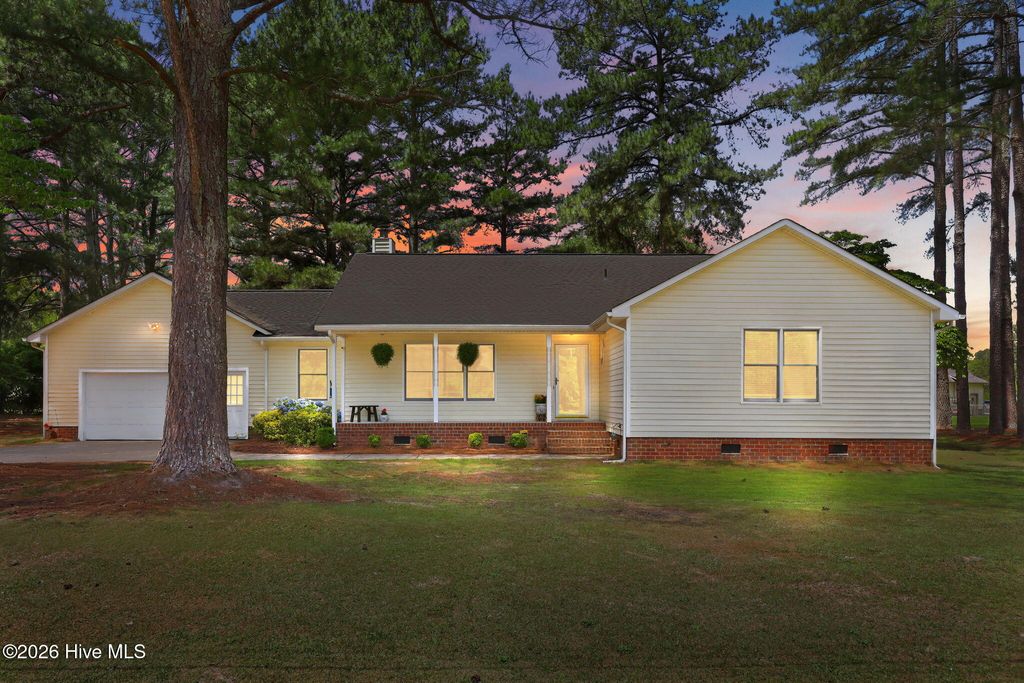 Photo of 1524 Batts Circle, Greenville, NC 27834 (MLS # 100576342)