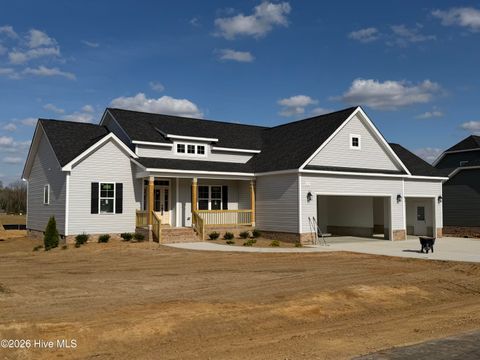 Homes For Sale - 117 Bryant Farm Drive<br/> Selma, NC 27576