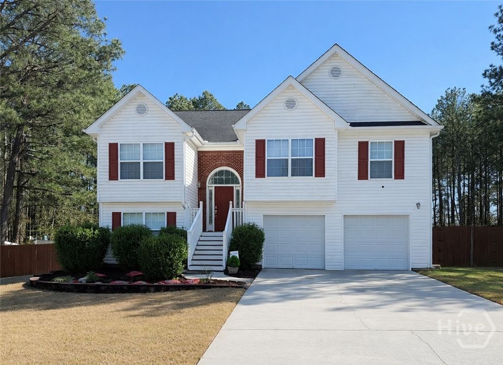 Photo of 1339 Sierra Ridge Place SE, Loganville, GA 30052 (MLS # CL350996)