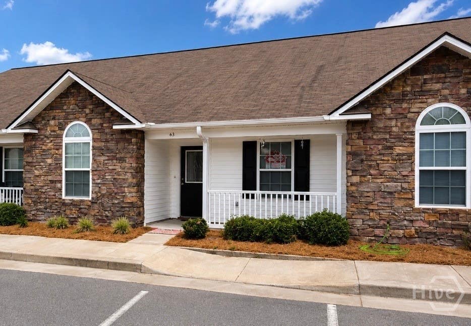Photo of 401 Barry McCaffrey Boulevard #E3, Hinesville, GA 31313 (MLS # SA362035)