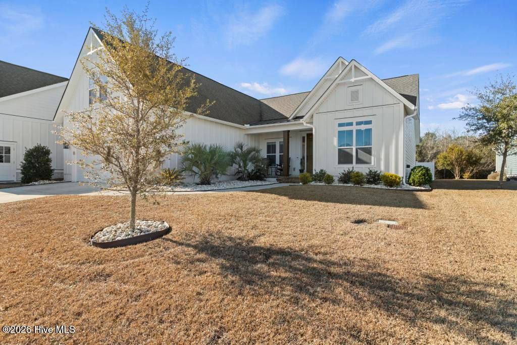 Photo of 404 Summerhouse Drive, Holly Ridge, NC 28445 (MLS # 100558898)