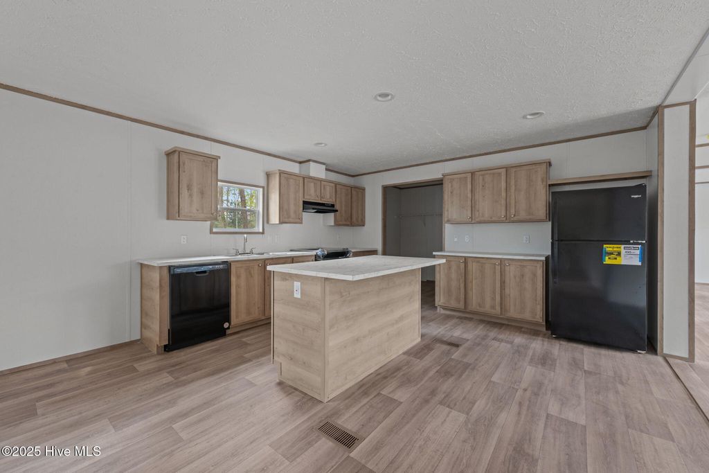 Photo of 106 Lynnwayne Circle, Havelock, NC 28532 (MLS # 100544009)