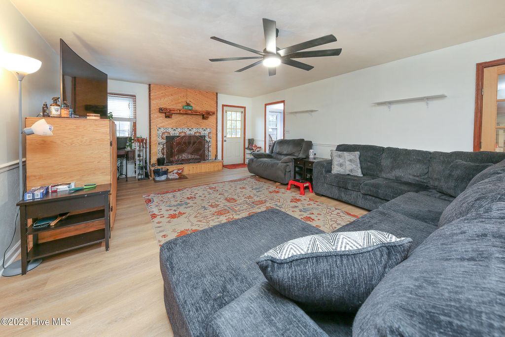 Photo of 115 E White Pine Drive, Moyock, NC 27958 (MLS # 100546066)