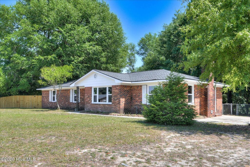 Photo of 10 Leann Court NW, Aiken, SC 29801 (MLS # 100575183)