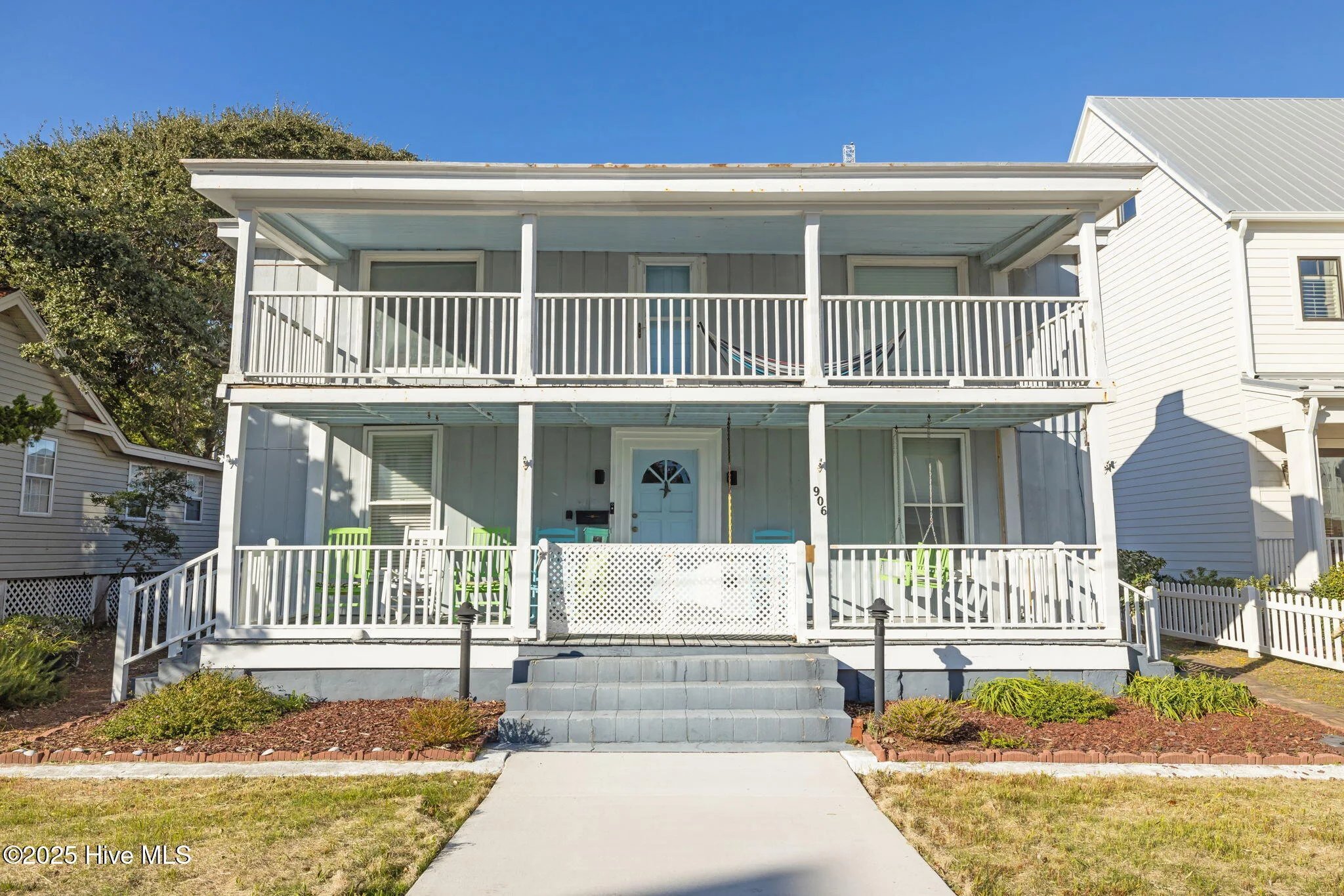 906 Shepard Street