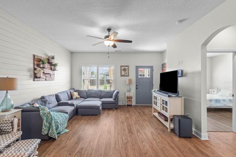 Tiny photo for 46 E Cloverfield Lane, Hampstead, NC 28443 (MLS # 100549772)