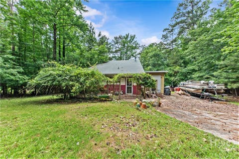 Homes For Sale - 215 Goldfinch Drive<br/> Monticello, GA 31064