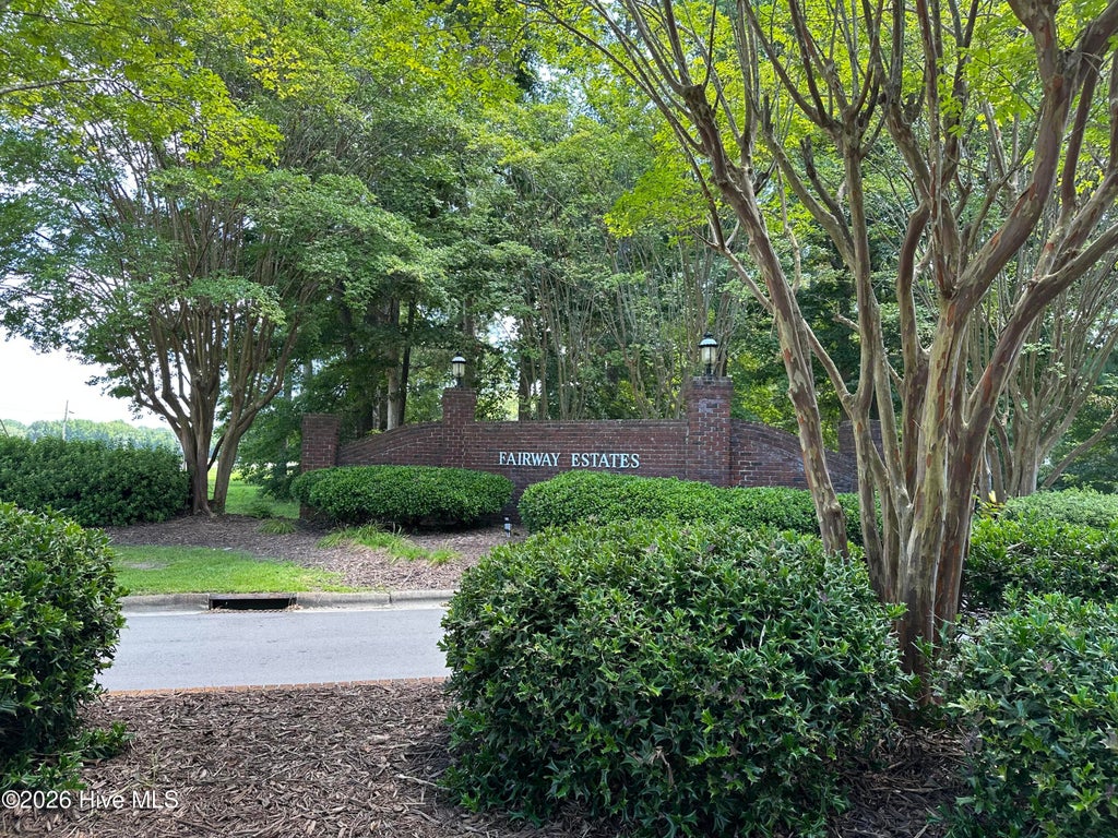 Photo of 136 Golf Club Drive #A, Elizabeth City, NC 27909 (MLS # 100594827)