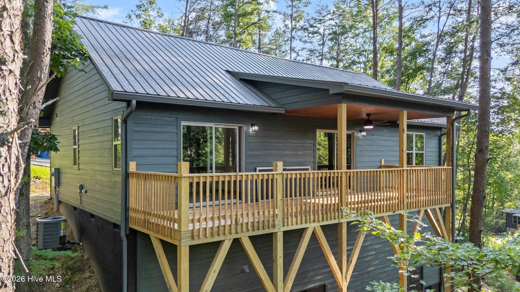 Photo of 56 Oak Knob Drive, Murphy, NC 28906 (MLS # 100596359)