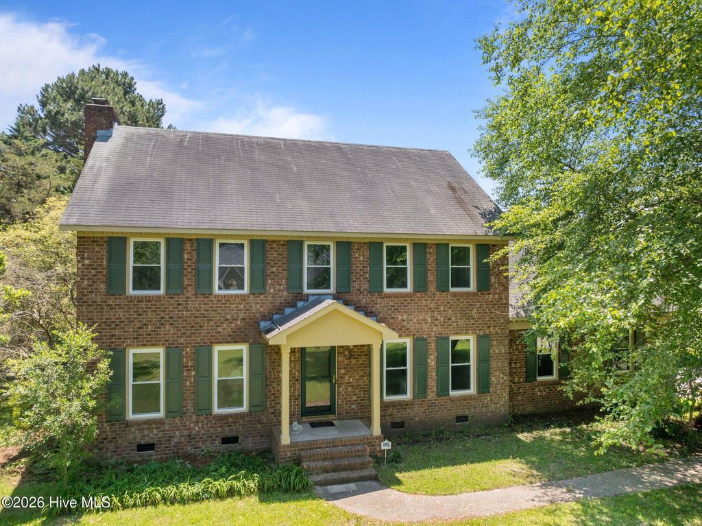 Photo of 104 Squire Drive, Winterville, NC 28590 (MLS # 100551000)