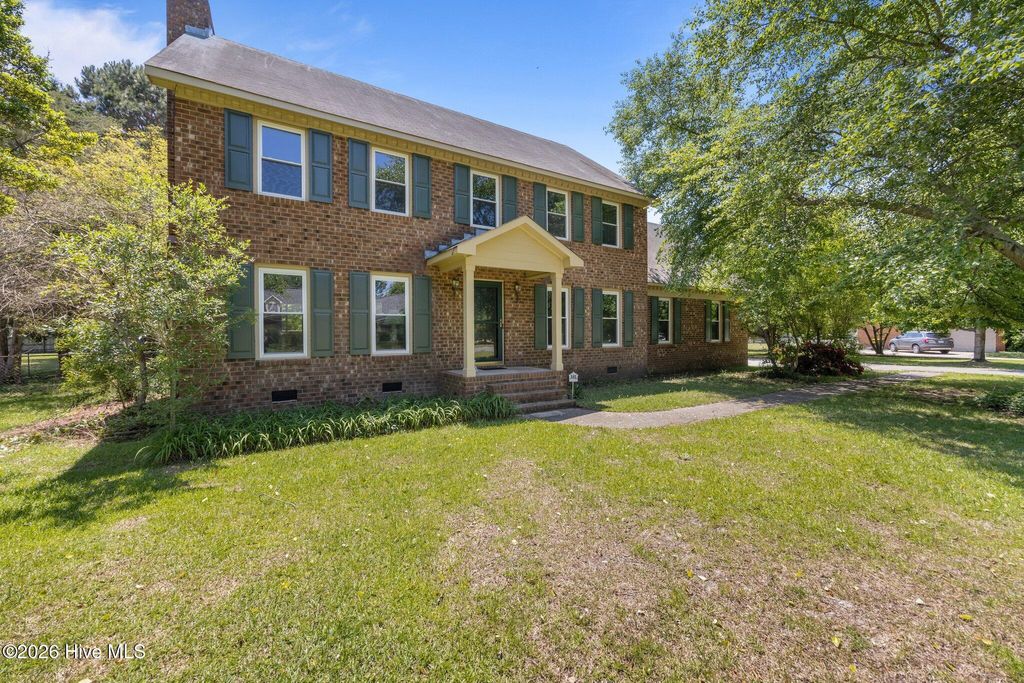 Photo of 104 Squire Drive, Winterville, NC 28590 (MLS # 100551000)
