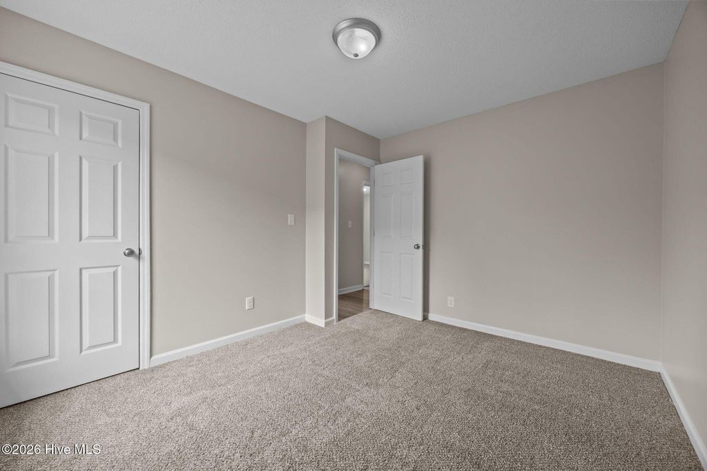 Photo of 424 Boysenberry Lane, Hubert, NC 28539 (MLS # 100551221)