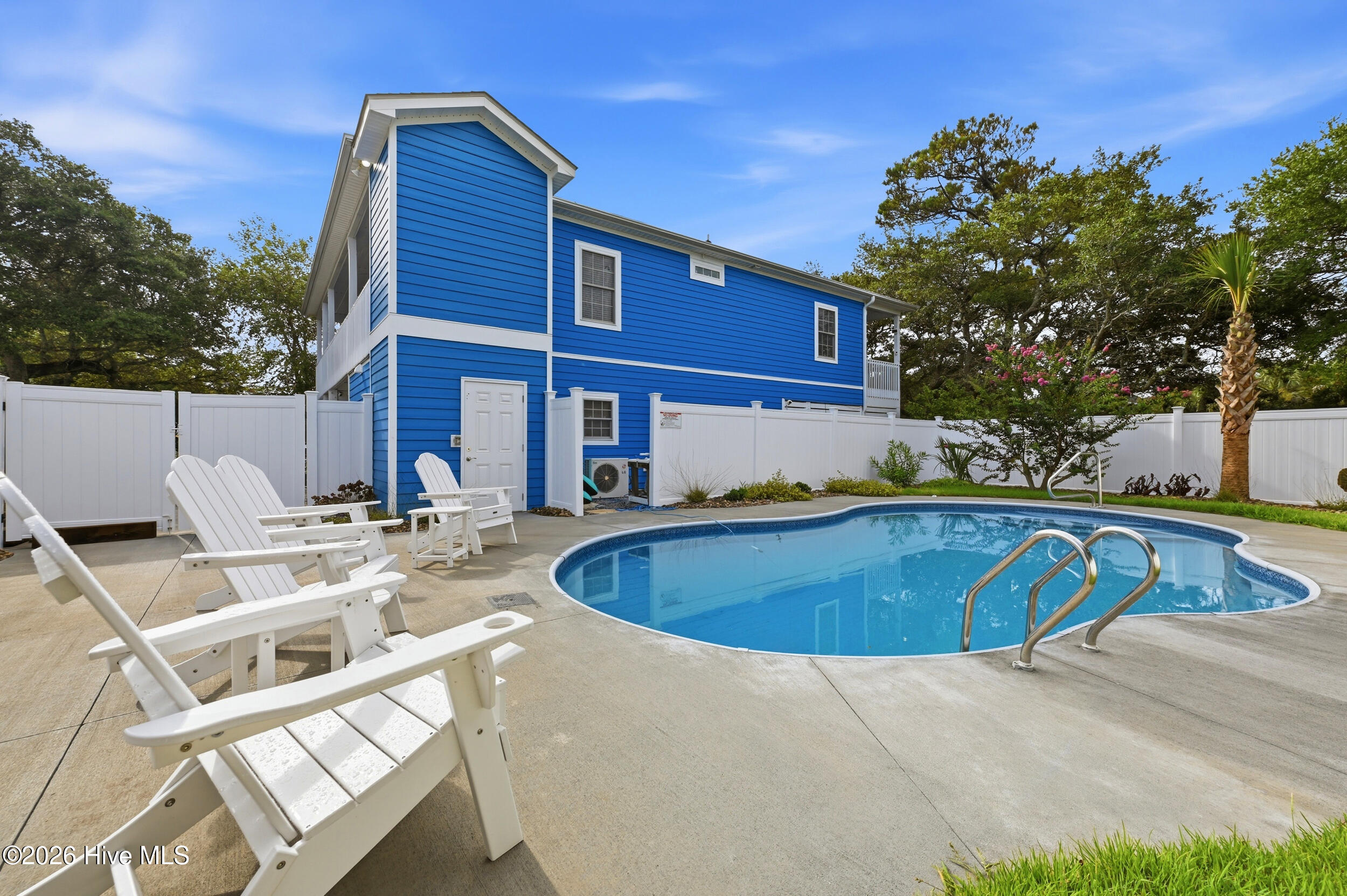 7008 E Oak Island Drive