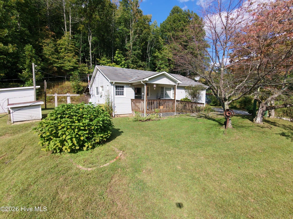 Photo of 131 Patterson Lane, Andrews, NC 28901 (MLS # 100609520)