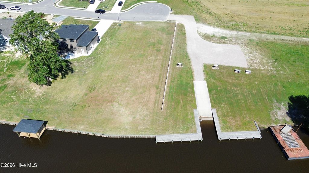 Photo of 305 Grandview Drive, Elizabeth City, NC 27909 (MLS # 100569288)