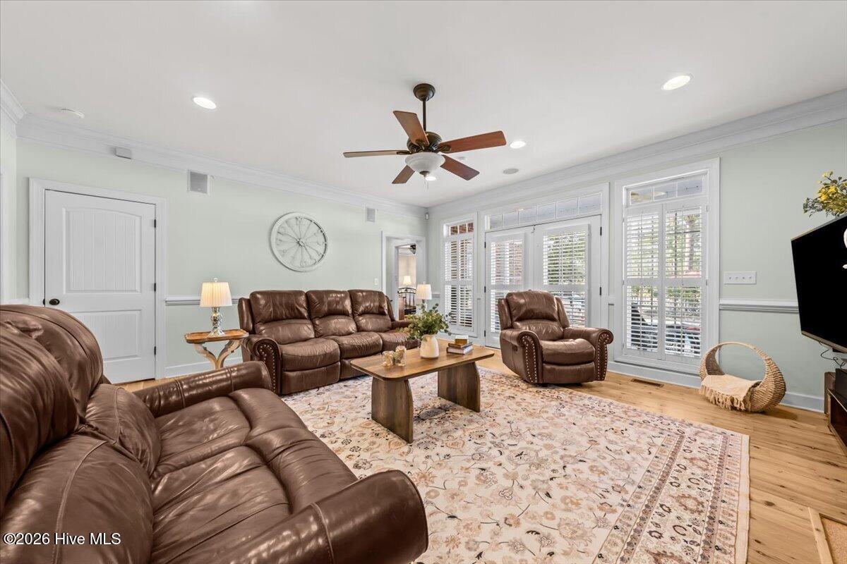 105 Pine Ledge Road