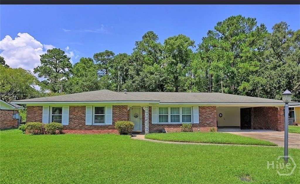 Photo of 422 Woodcliff Drive Dr, Savannah, GA 31406 (MLS # SA357267)