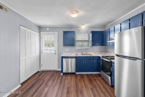 Tiny photo for 107 Ravenwood Drive, Jacksonville, NC 28546 (MLS # 100550796)