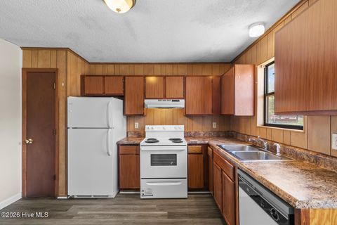 Tiny photo for 107 Ravenwood Drive, Jacksonville, NC 28546 (MLS # 100550796)