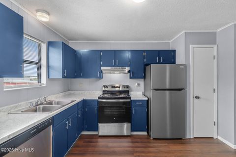 Tiny photo for 107 Ravenwood Drive, Jacksonville, NC 28546 (MLS # 100550796)