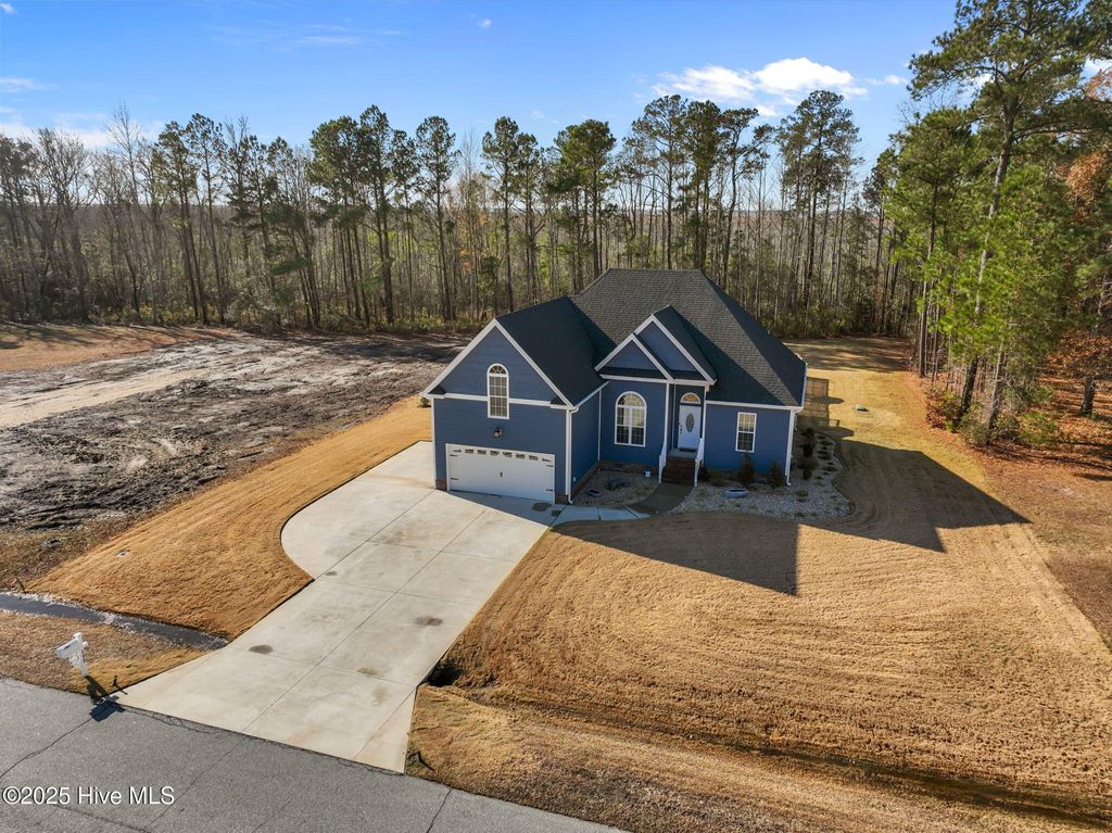 Photo of 195 Carolina Club Drive, Grandy, NC 27939 (MLS # 100546423)
