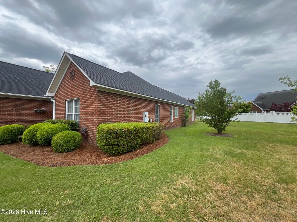 Photo of 3704 New Castle Court, Winterville, NC 28590 (MLS # 100571200)