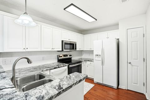 Tiny photo for 625 Spencer-Farlow Drive #30, Carolina Beach, NC 28428 (MLS # 100565628)