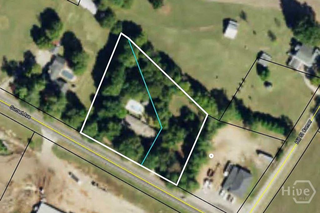 Photo of 921 Highway 72 E, Comer, GA 30629 (MLS # CL346374)