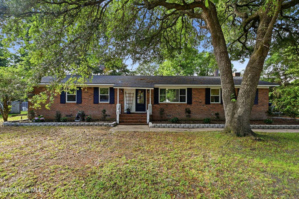 Photo of 146 E Bedford Road, Wilmington, NC 28411 (MLS # 100582761)