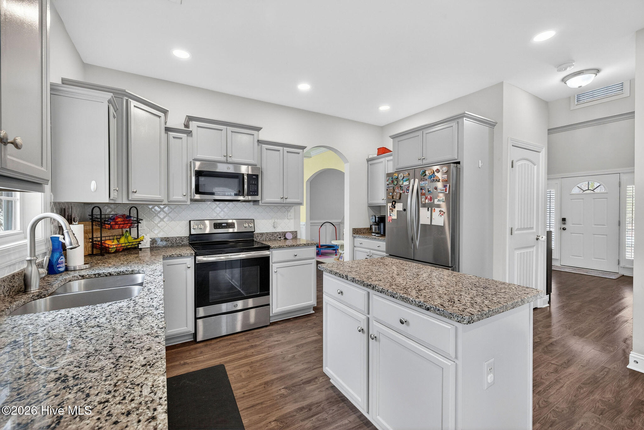 331 W Huckleberry Way