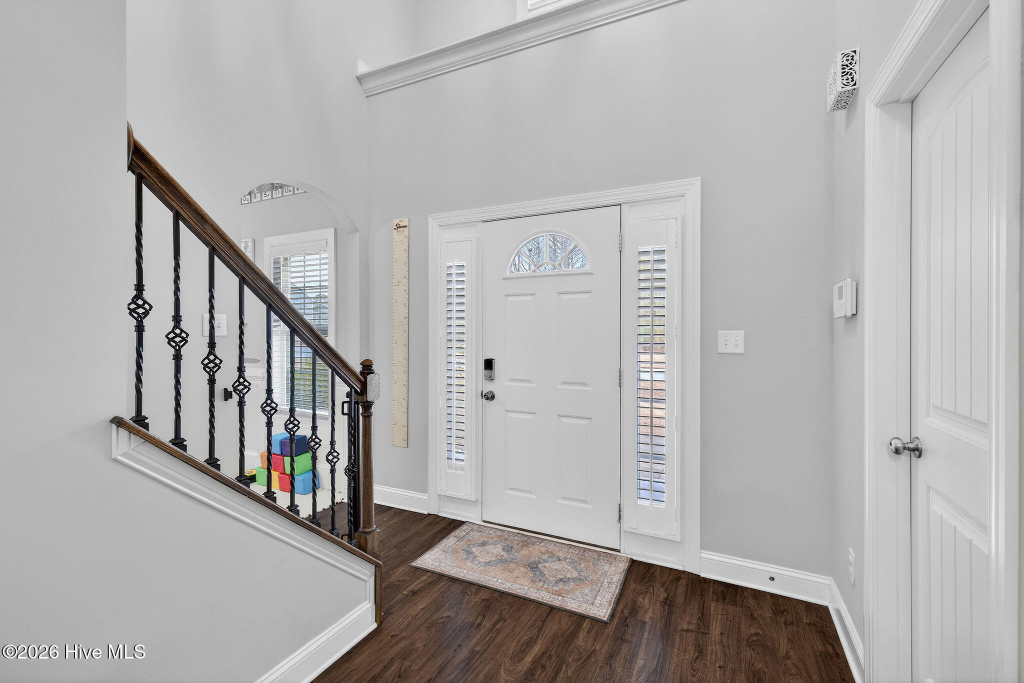 331 W Huckleberry Way