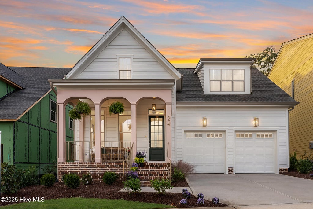 Photo of 152 Coventry Court, New Bern, NC 28562 (MLS # 100605995)