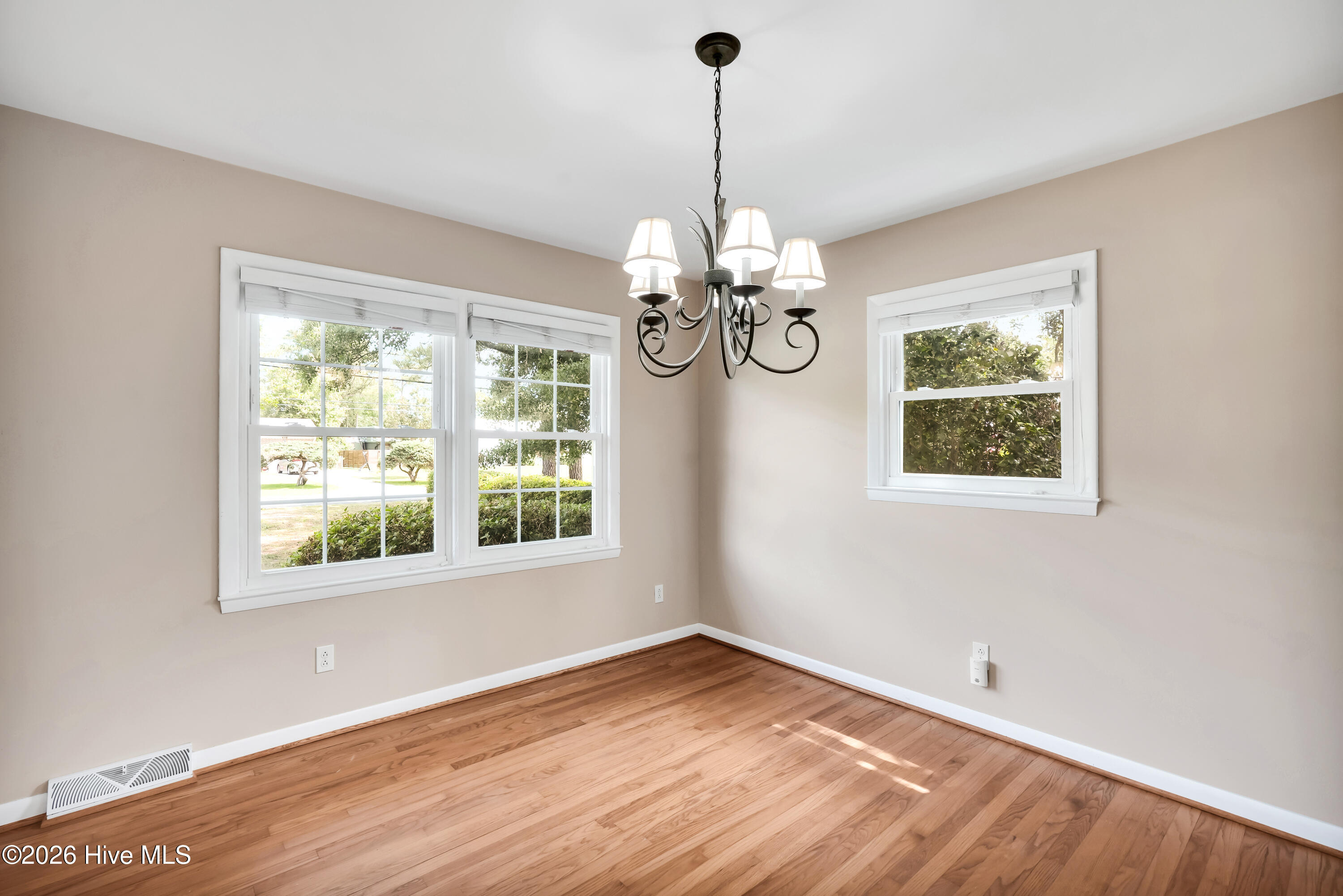 621 Mohican Trail