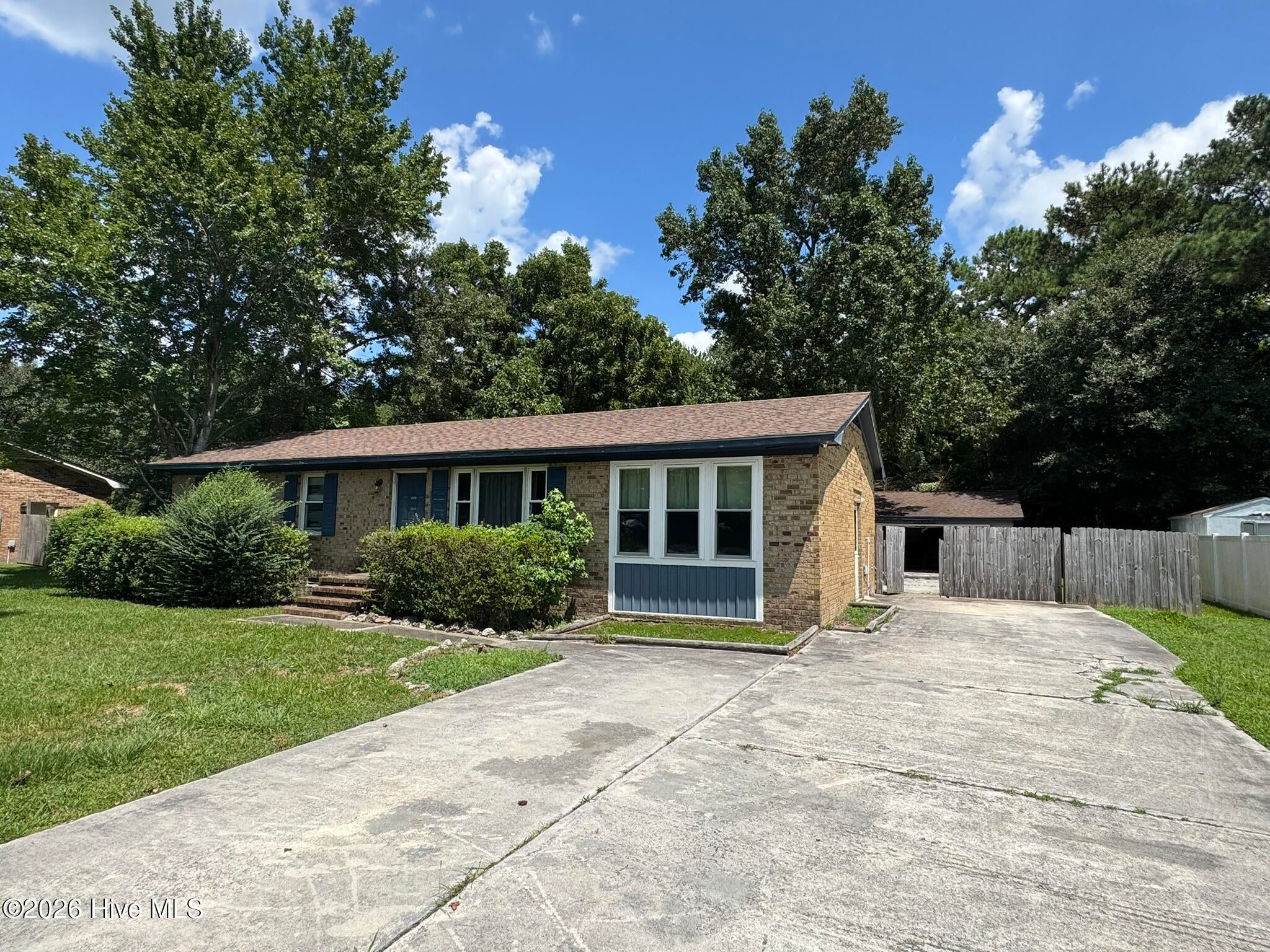 1406 Onslow Pines Road
