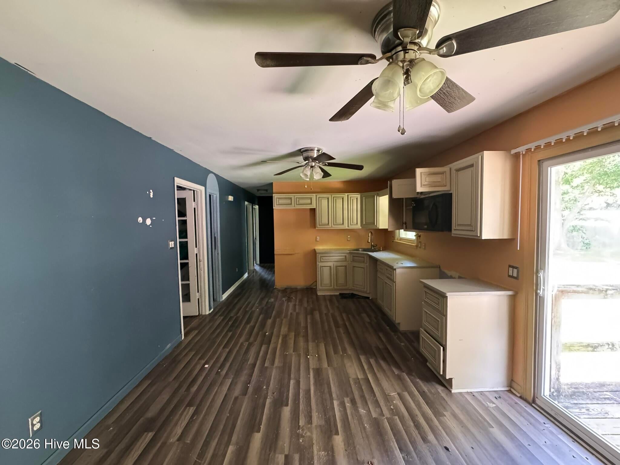 1406 Onslow Pines Road