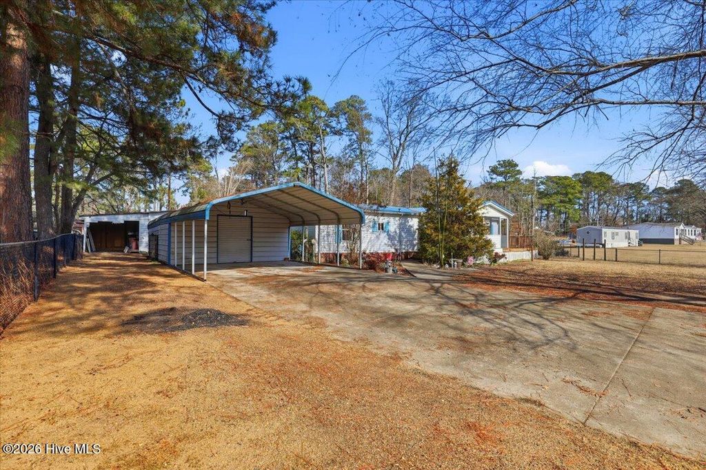 Photo of 109 Florence Drive, Goldsboro, NC 27530 (MLS # 100555415)