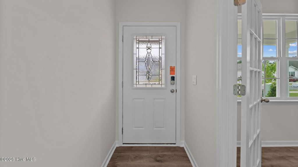 Photo of 1011 Minnette Circle, New Bern, NC 28562 (MLS # 100551216)