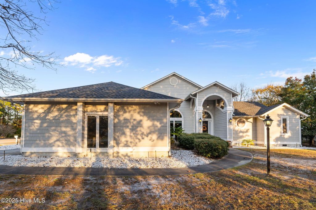 Photo of 101 Bunker Court, Hampstead, NC 28443 (MLS # 100542327)