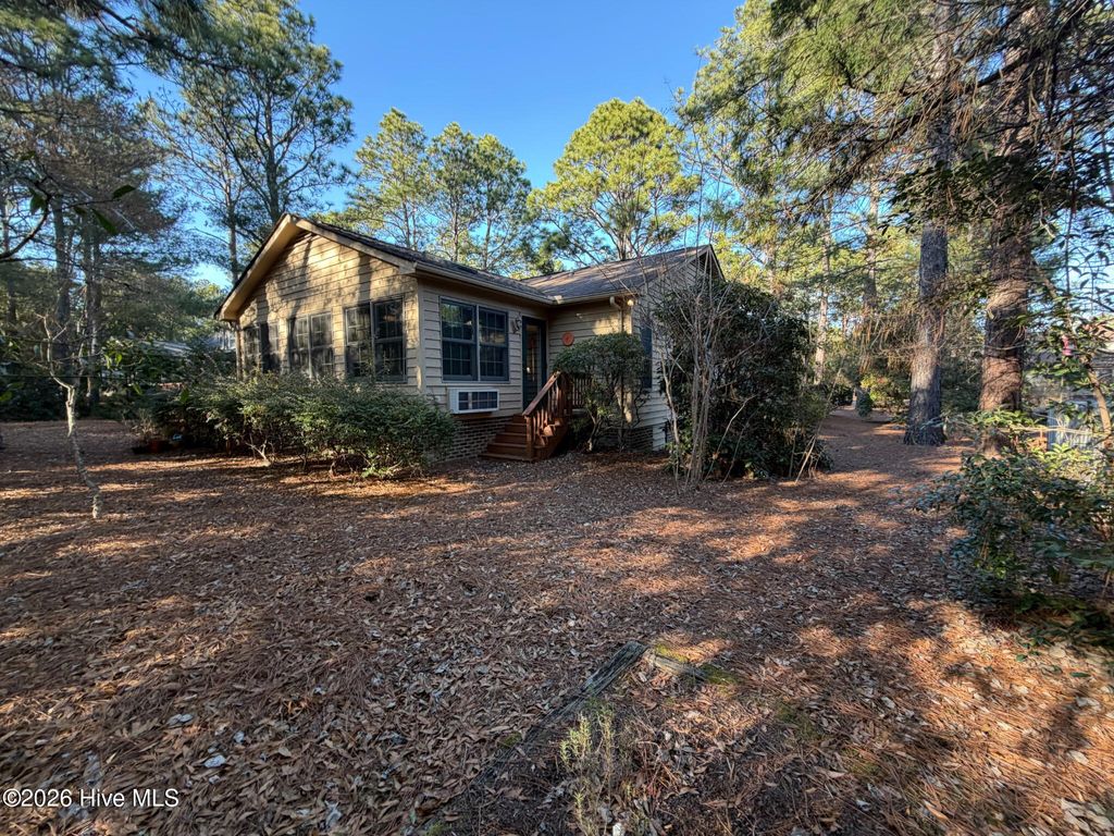 Photo of 20 Briarwood Circle #1, Pinehurst, NC 28374 (MLS # 100554839)