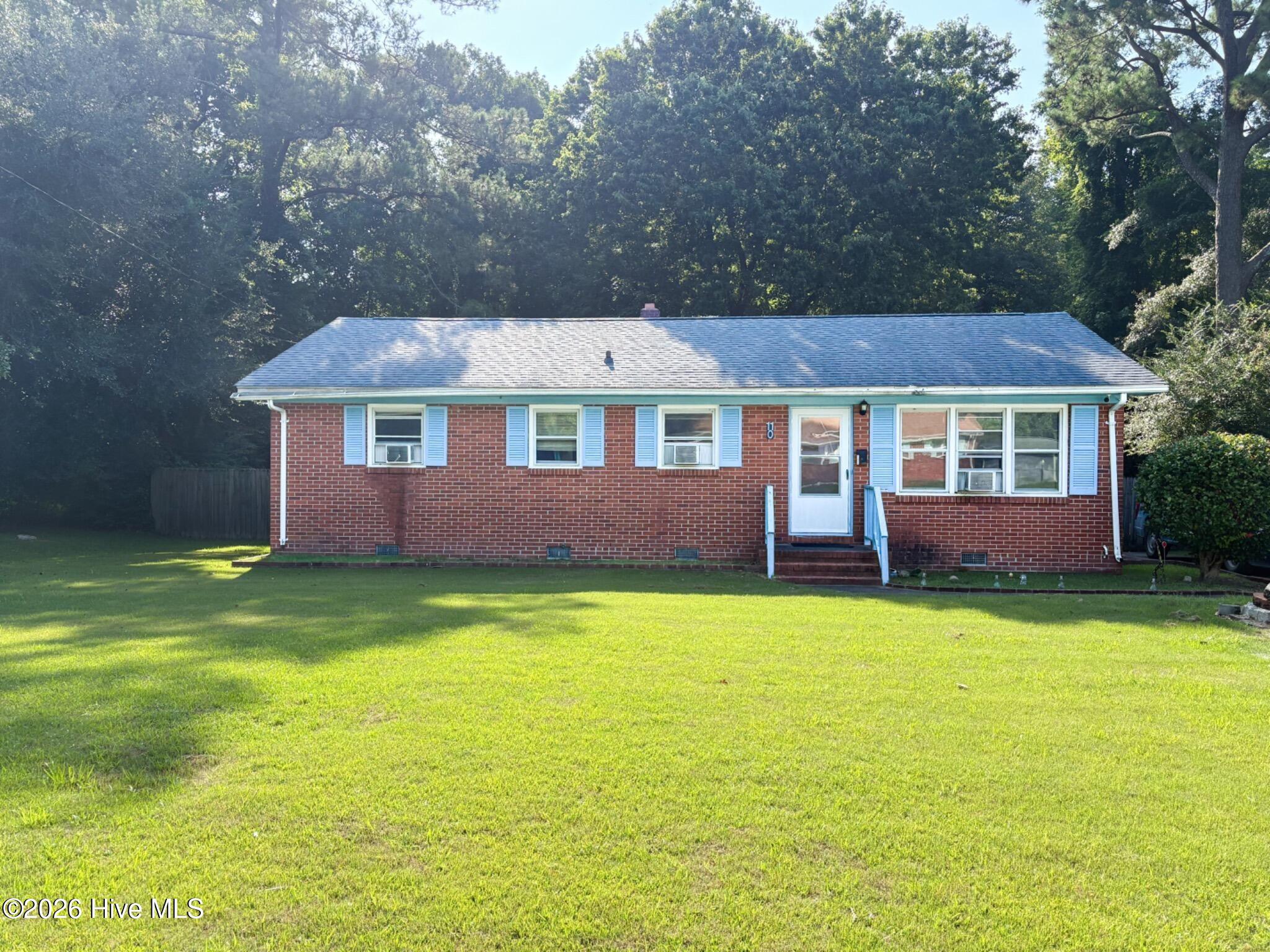 110 Long Acres Drive