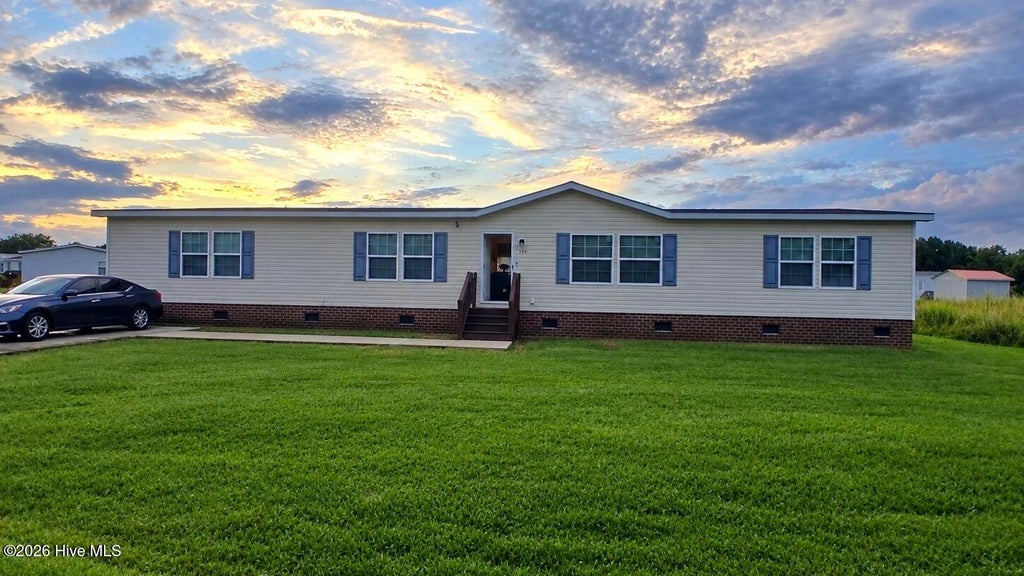 Photo of 910 Mccaskill Drive, Kinston, NC 28501 (MLS # 100606517)