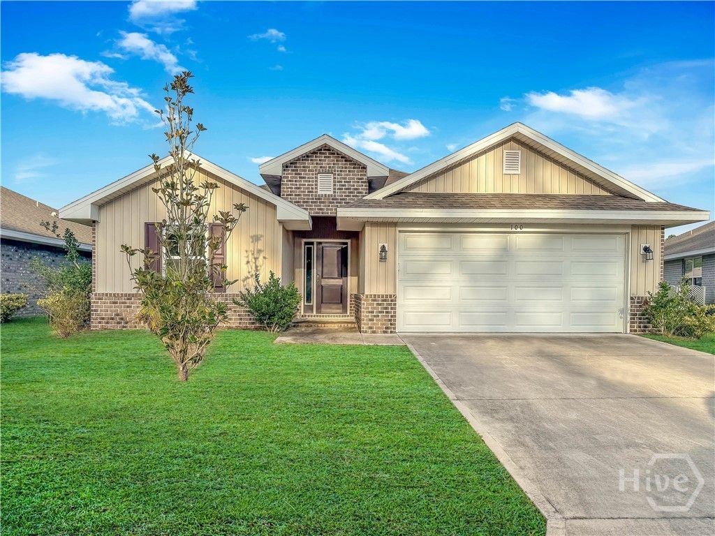 Photo of 100 Rivertown Road, Palm Coast, FL 32164 (MLS # SA347381)