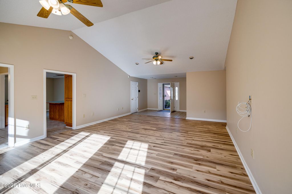 Photo of 275 Juanita Lane, New Bern, NC 28560 (MLS # 100549570)