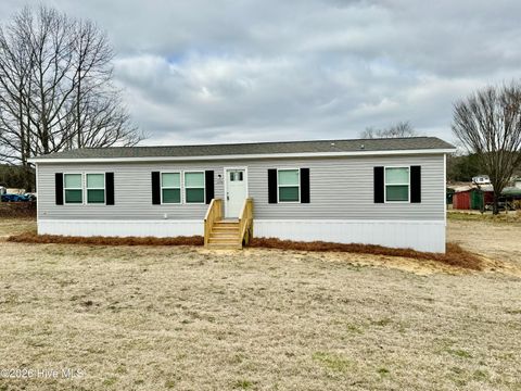 Mobile Home For Sale - 3398 Hugo Road<br/> Lenoir County, Hookerton, NC 28538